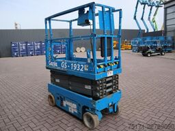 Genie GS1932 Electric, Working Height 7.8 m, 227kg Capac