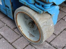 Genie GS1932 Electric, Working Height 7.8 m, 227kg Capac