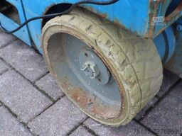 Genie GS1932 Electric, Working Height 7.8 m, 227kg Capac