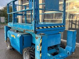 Genie GS 2668 RT 10m Diesel Scherenarbeitsbühne