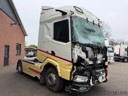 DAF XF 450 4X2 Standairco Driveable damage!