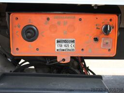 Daf LF 180 E6  Koffer   ACC   Ladebordwand   153Tkm !