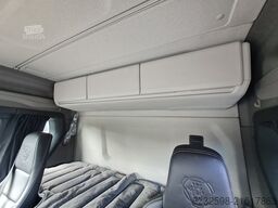 SCANIA G 560 8x4