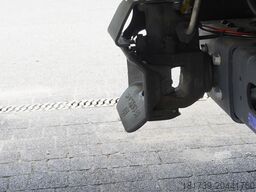 MAN TGX 18.430 / Curtainsider 18 EPAL