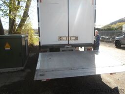 DAF CF 410/6x2/Lenkachse/Tiefkühler/LBW