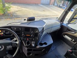 Mercedes-Benz 2642 Jumbo