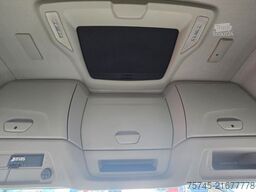 IVECO S-WAY 530 * ACC * VOLLLUFT * 2X TANK * KLIMAAUT