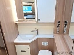 BÜRSTNER Lyseo TD 684 G