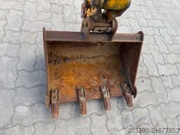 JCB 16C-1 / 2021 BJ / 1.246 H/ 3 x Löffel