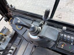 JCB 16C-1 / 2021 BJ / 1.246 H/ 3 x Löffel