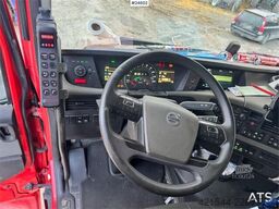 Volvo FH500 8x2 Hooklift Truck – 275,000 km WATCH VIDEO