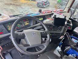 Volvo FH500 8x2 Hooklift Truck – 275,000 km WATCH VIDEO