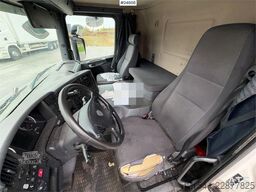 Scania P270 4x2 Box truck - Full side opening