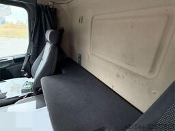 Scania P270 4x2 Box truck - Full side opening