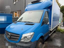 Mercedes-Benz Sprinter 4x2 Box truck – 3-temperature refrigerati