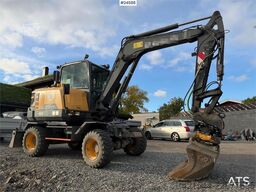 Volvo EW60E Wheeled excavator with tiltrotator and 2 buc