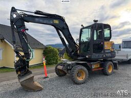 Volvo EW60E Wheeled excavator with tiltrotator and 2 buc