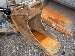 Volvo EW60E Wheeled excavator with tiltrotator and 2 buc