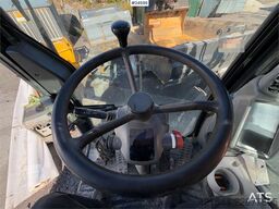 Hitachi ZX140W-6 Wheeled excavator with tilt, bucket and N