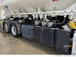 MAN TGX 26.460 6x2 LL Silo Feldbinder 6 Kammern