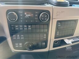 MAN TGX 26.460 6x2 LL Silo Feldbinder 6 Kammern