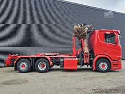 Scania R520 V8 6x2/4 / EPSILON CRANE + HOOKLIFT