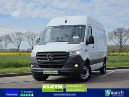 MERCEDES-BENZ SPRINTER 317 L2H2 RWD Mbux10