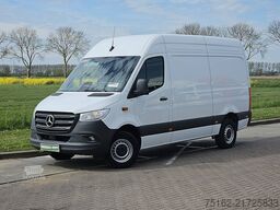 MERCEDES-BENZ SPRINTER 317 L2H2 RWD Mbux10