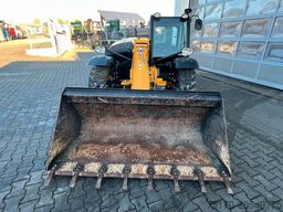 JCB 525-60 / 1.064 h / 2022 / Klima!