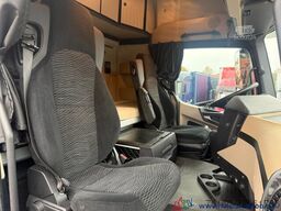 Mercedes-Benz Actros 2643 StreamSpace Kran Palfinger PK20.501L