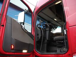 Volvo FH 12.460 HOOKLIFT - RETARDER - AUTOMATIC - HYD...