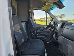 MERCEDES-BENZ SPRINTER 519 L2H2 N2 3500Kg Trekhaak V6 3.0Ltr ...
