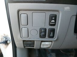TOYOTA Hilux 2.5*3-Seiten Kipper*