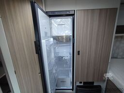 BÜRSTNER Averso Plus 520 TL Mover, Markise, 2.000 Kg