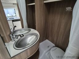 BÜRSTNER Premio Life 480 TL Markise, Fahrradträger