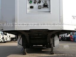  Moetefindt geschloss. Autotransporter