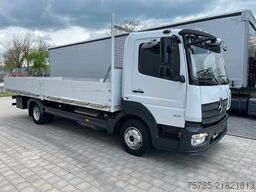 MERCEDES-BENZ 821