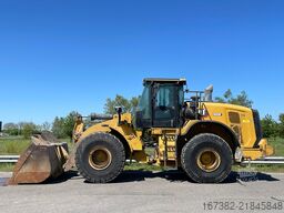 Caterpillar 966M