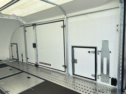 Brian James Race Transporter 6 Autotransporter geschlossen