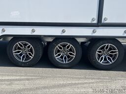 Brian James Race Transporter 6 Autotransporter geschlossen