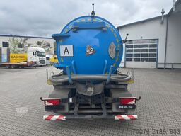 MAN 26.330 BL 6x2/4 14cbm Saugwagen