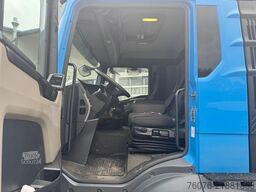 MAN 26.330 BL 6x2/4 14cbm Saugwagen