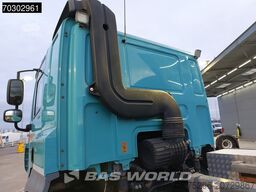 DAF CF 410 CF 8X2 35tons Velsycon CL35.71 container...