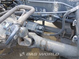 DAF CF 410 CF 8X2 35tons Velsycon CL35.71 container...