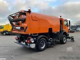 Mercedes-Benz Actros 1829 4x4 Bucher Cityfant 60 Rechts en Li...