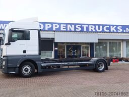 MAN TGX 18 .340 4x2 Full air Chassis, twist locks