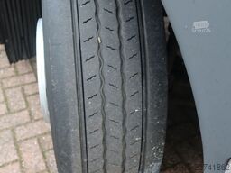 MAN TGX 18 .340 4x2 Full air Chassis, twist locks