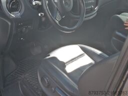 Mercedes-Benz Mercedes-Benz Vito