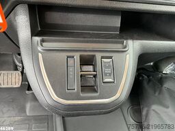 Peugeot E-Expert 100% elektrisch kippende zijlader