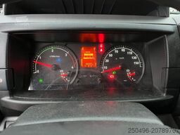 Renault D 7.5 4x2 ONLY 34247 km ! / BOX L=6309 mm